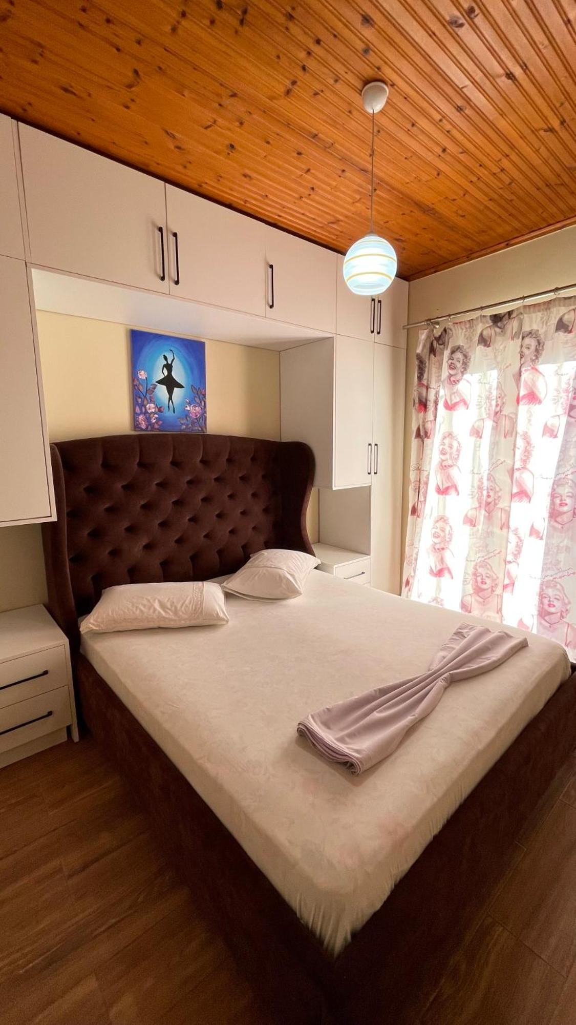 July Seaview Apartments Sarandë Exterior foto